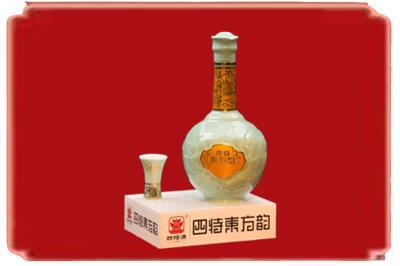 百色烟酒回收四特酒.jpg